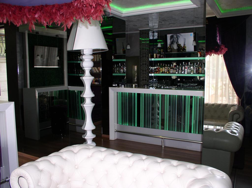 Lvv Palace Apartment Słoneczny Brzeg Zewnętrze zdjęcie