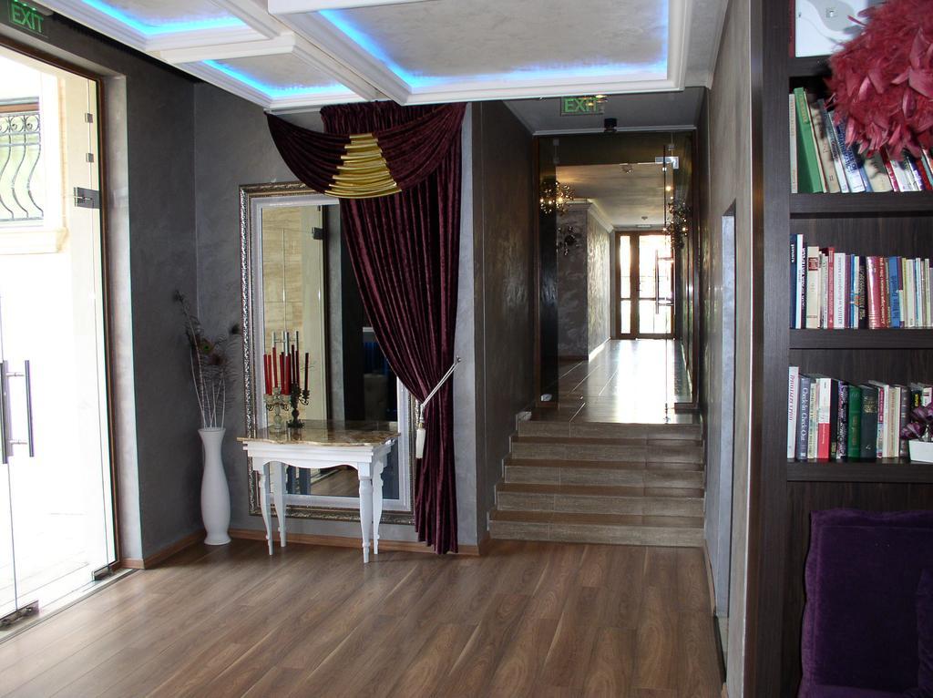 Lvv Palace Apartment Słoneczny Brzeg Zewnętrze zdjęcie